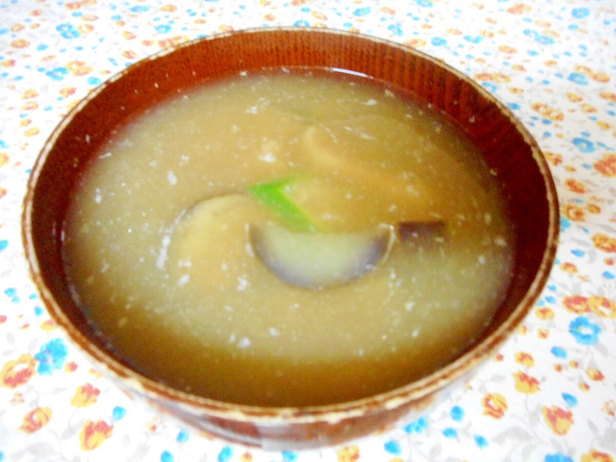 ナスとオクラと油揚げの味噌汁 レシピ 作り方 By Mococo05 楽天レシピ